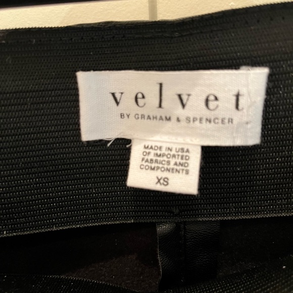Velvet faux leather leggings in size xs - Picture 5 of 5